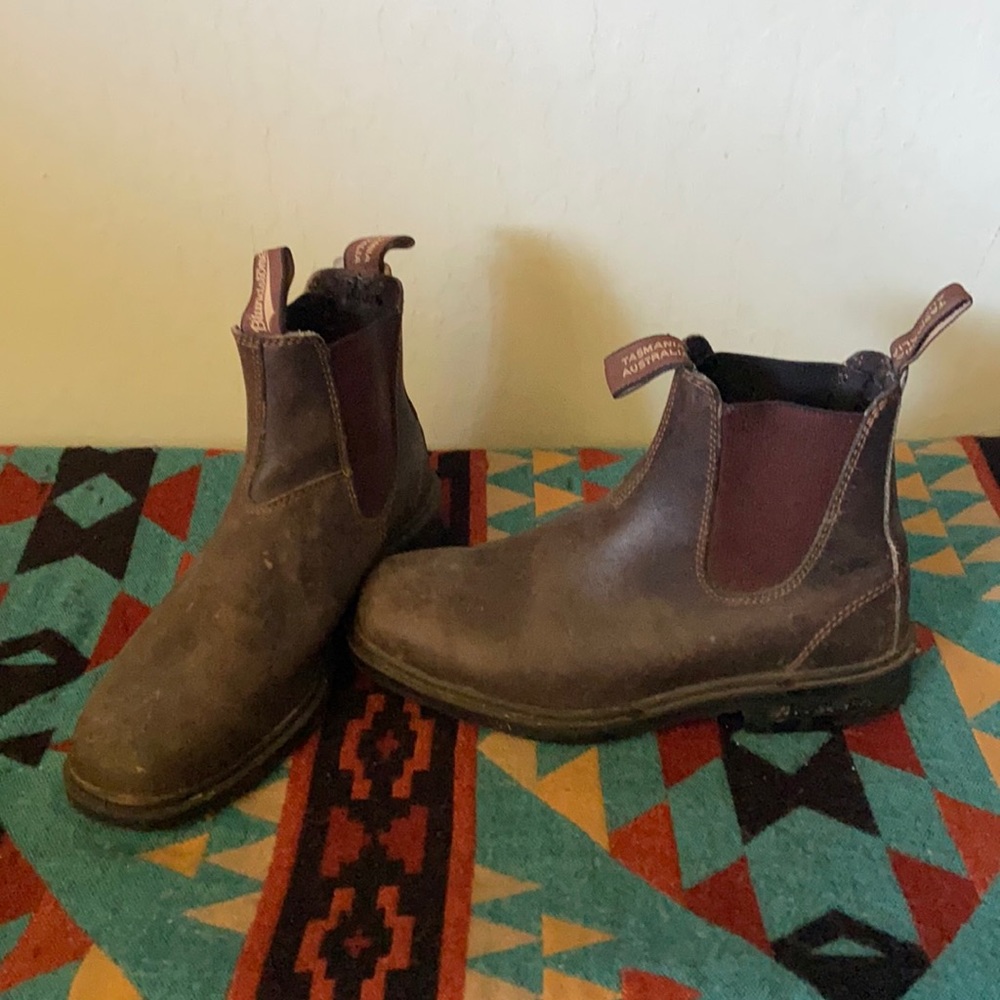 Blundstone Chelsea boots
